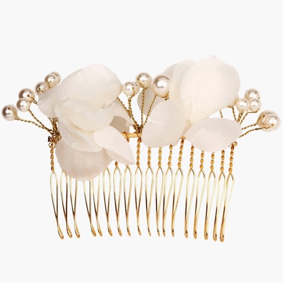 Silk & Swarovski Pearl Bridal Comb - Picture 3 of 4